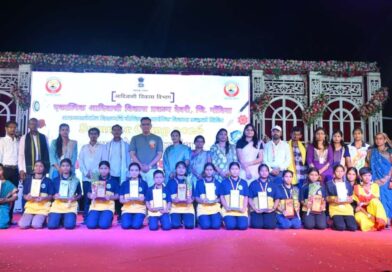 आदिवासी विद्यार्थ्यांच्या उन्हाळी शिबिरातून करिअरच्या नव्या संधी खुल्या : जिल्हाधिकारी डॉ.मंगेश गोंदावले